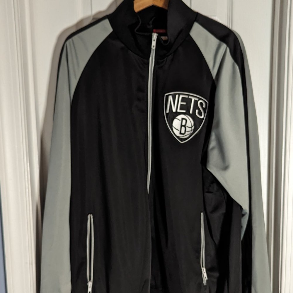 Brooklyn Nets Mitchell & Ness Lightweight Jacket Size 2XL